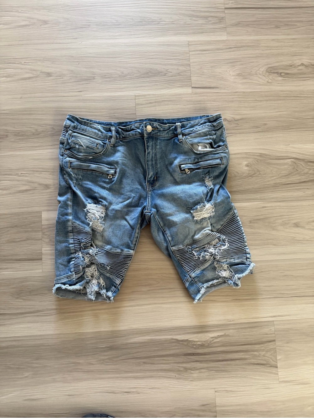 Embellish moto shorts size 40